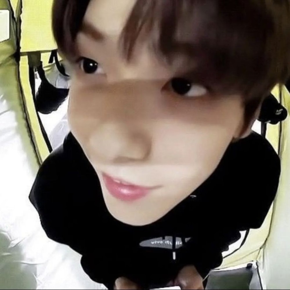 Meet your Posher, Sanaya